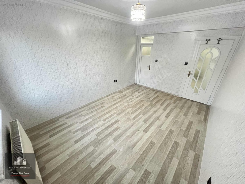 Ekici'den Osmangazi'de Ana Cadde Üzeri Full Bakımlı 3+1 Daire — fotoğraf 37