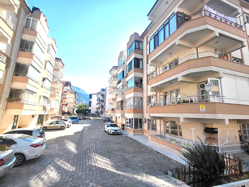 Zirve Emlaktan Amasya Hacılar Meydanında Satılık 3+1 Daire — fotoğraf 16