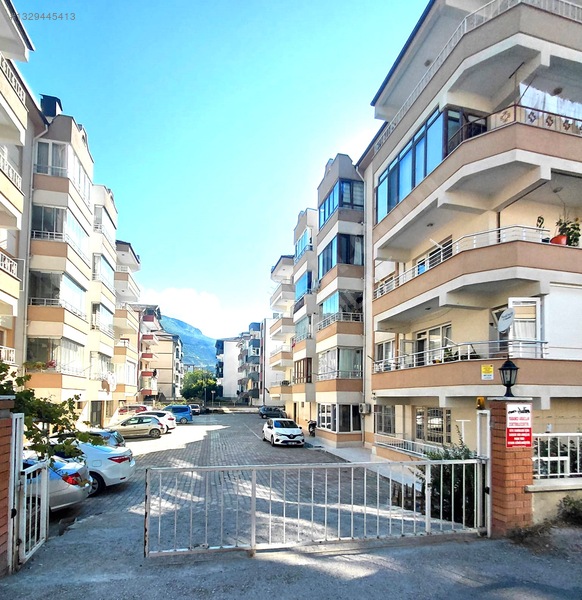 Zirve Emlaktan Amasya Hacılar Meydanında Satılık 3+1 Daire — fotoğraf 17