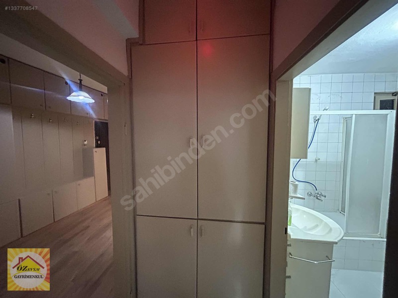 Çarşı Merkezde Kiralık Geniş Metre Kareli Ful Bakımlı 3+1 Daire — fotoğraf 6