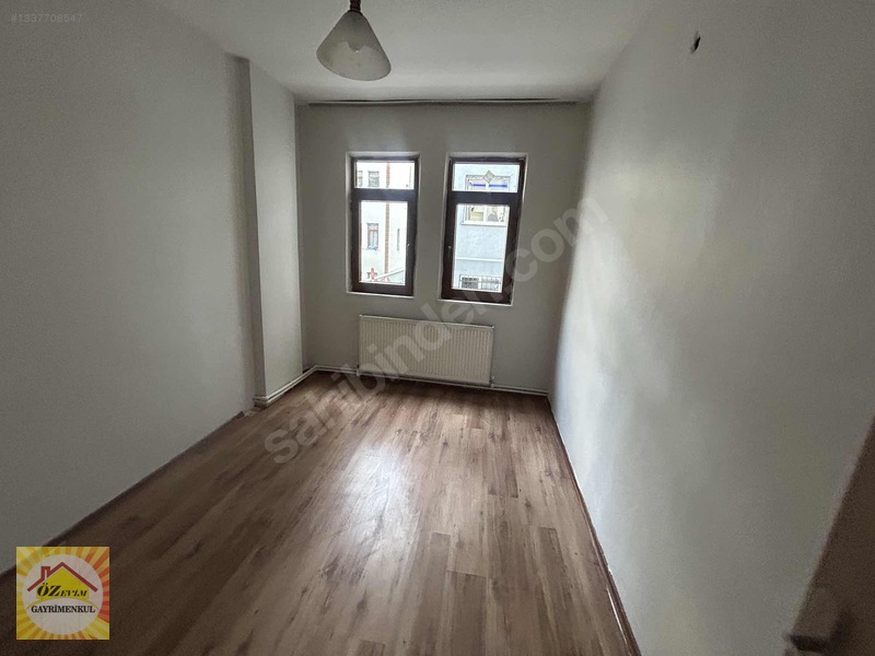 Çarşı Merkezde Kiralık Geniş Metre Kareli Ful Bakımlı 3+1 Daire — fotoğraf 10