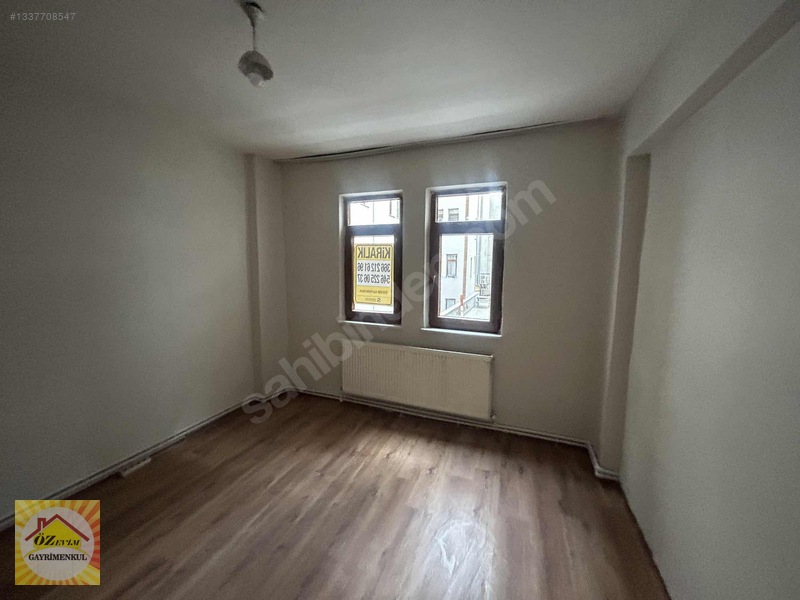 Çarşı Merkezde Kiralık Geniş Metre Kareli Ful Bakımlı 3+1 Daire — fotoğraf 15