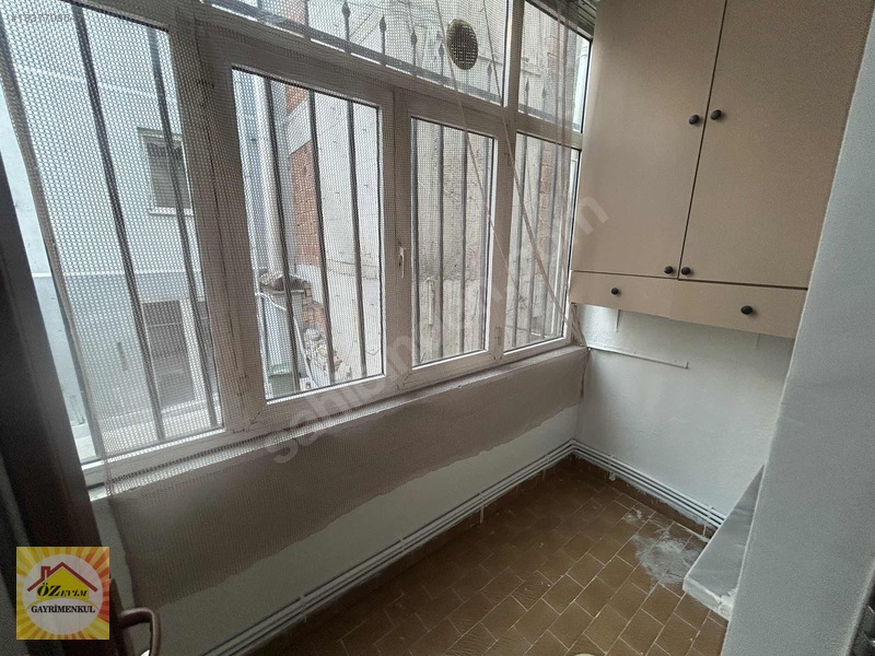 Çarşı Merkezde Kiralık Geniş Metre Kareli Ful Bakımlı 3+1 Daire — fotoğraf 20