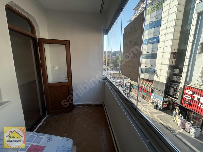 Çarşı Merkezde Kiralık Geniş Metre Kareli Ful Bakımlı 3+1 Daire — fotoğraf 27