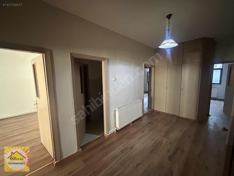 Çarşı Merkezde Kiralık Geniş Metre Kareli Ful Bakımlı 3+1 Daire — fotoğraf 31