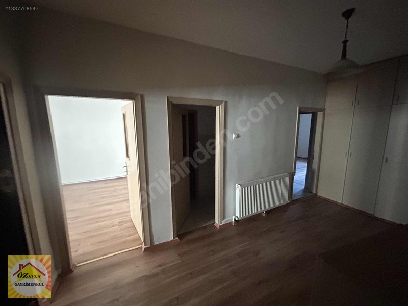 Çarşı Merkezde Kiralık Geniş Metre Kareli Ful Bakımlı 3+1 Daire — fotoğraf 32