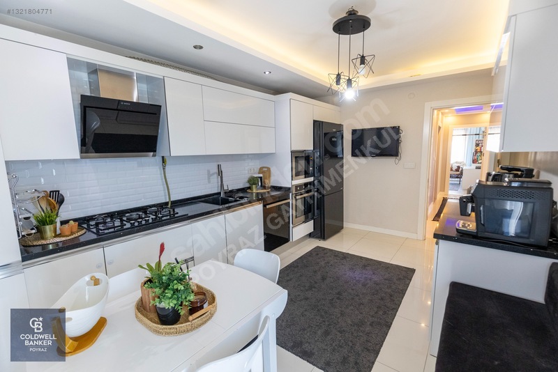 Menderes Coldwell Banker Poyraz'dan Havuzlu Site İçi 3+1 Daire — fotoğraf 4