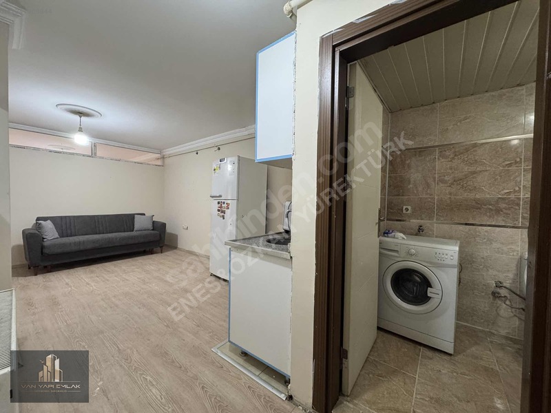 Van Yapı Emlak'tan Satılık 1 + 1 Eşyalı Daire Balkonlu — fotoğraf 15