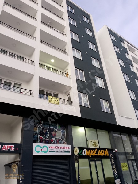 Atlas'tan Maraş Caddesi'nde Satılık 2+1 Daire — fotoğraf 2