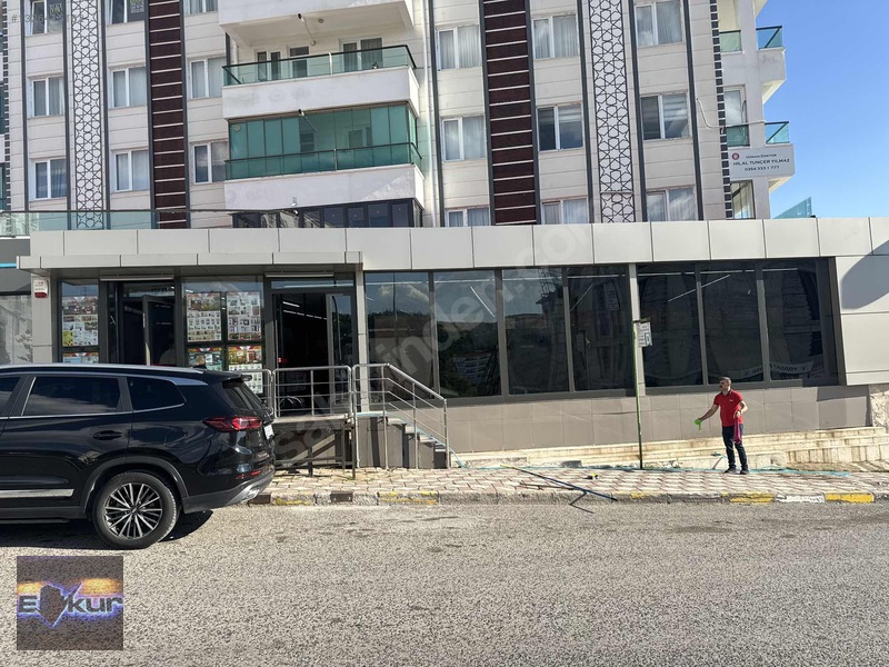 Ev-kur Emlak Tan Şehir Hastanesi Yanı Satılık İş Yeri — fotoğraf 2