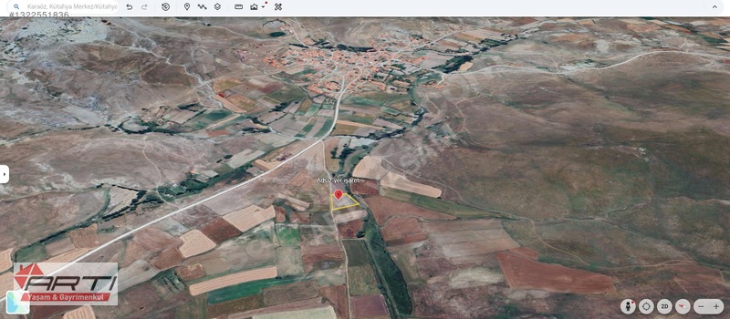 Artı Yaşam'dan Karaöz'de Satılık Yola Cephe 2384 M2 Tarla