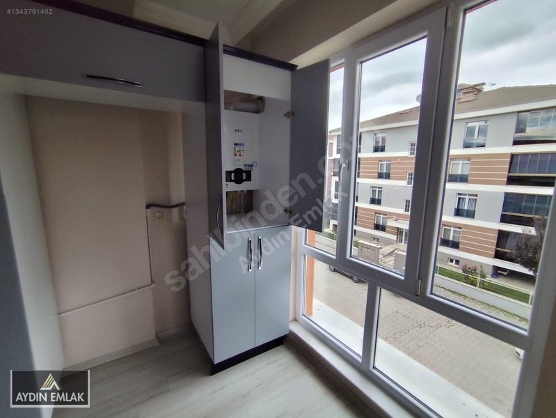 Demirkent'te Kiralık 3+1, 175m² Geniş Daire (site İçinde) — fotoğraf 9