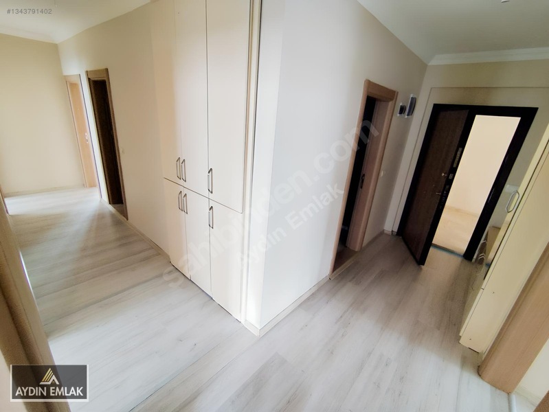Demirkent'te Kiralık 3+1, 175m² Geniş Daire (site İçinde) — fotoğraf 12