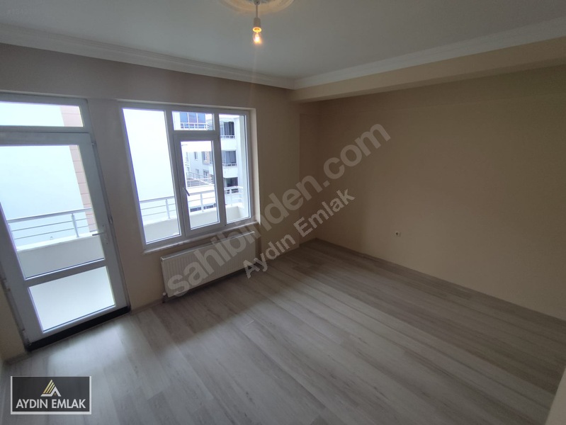 Demirkent'te Kiralık 3+1, 175m² Geniş Daire (site İçinde) — fotoğraf 14