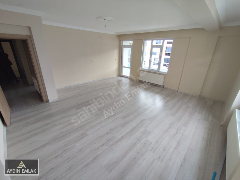Demirkent'te Kiralık 3+1, 175m² Geniş Daire (site İçinde) — fotoğraf 20