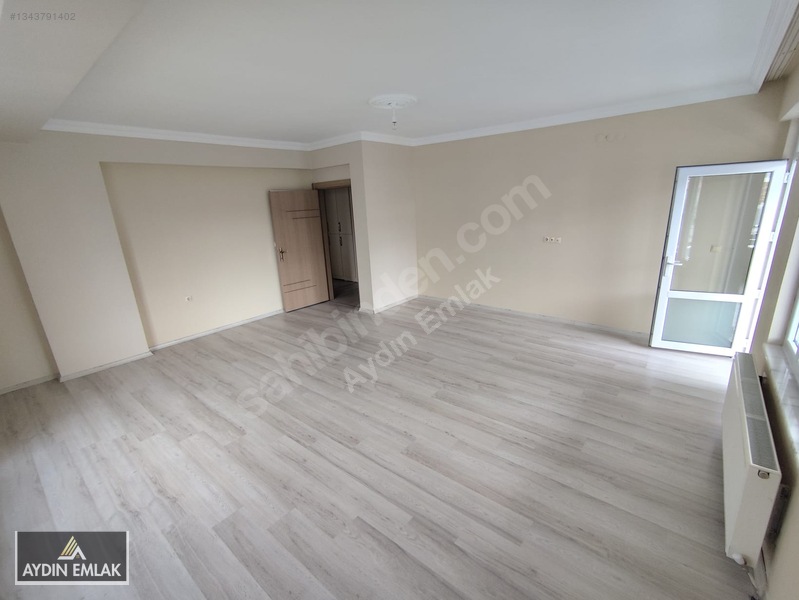 Demirkent'te Kiralık 3+1, 175m² Geniş Daire (site İçinde) — fotoğraf 25