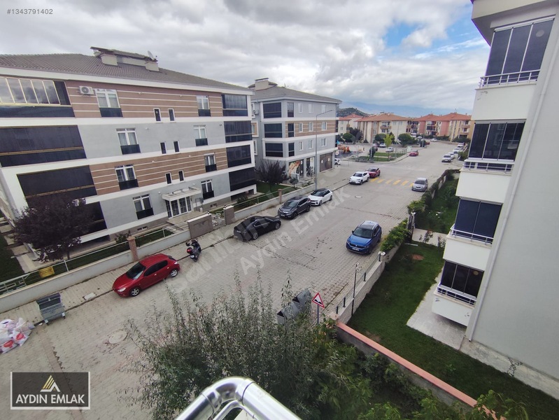 Demirkent'te Kiralık 3+1, 175m² Geniş Daire (site İçinde) — fotoğraf 31