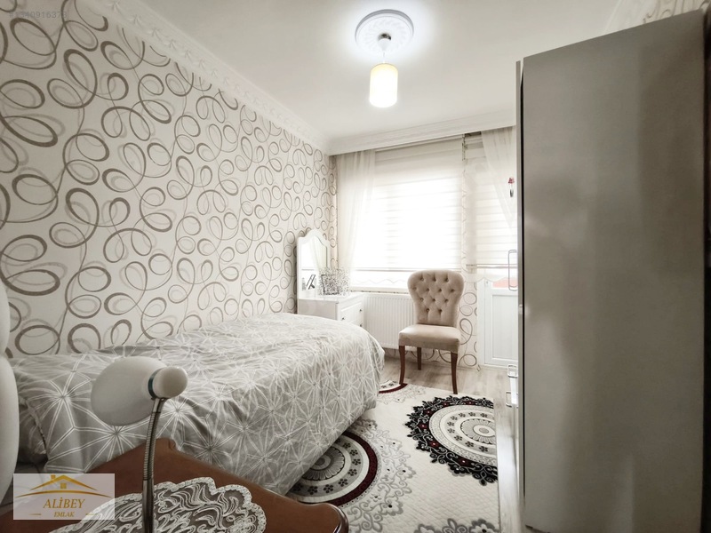 Merkez'de Kök Tapu / Kapalı Otoparklı / Satılık 3+1 Daire — fotoğraf 12