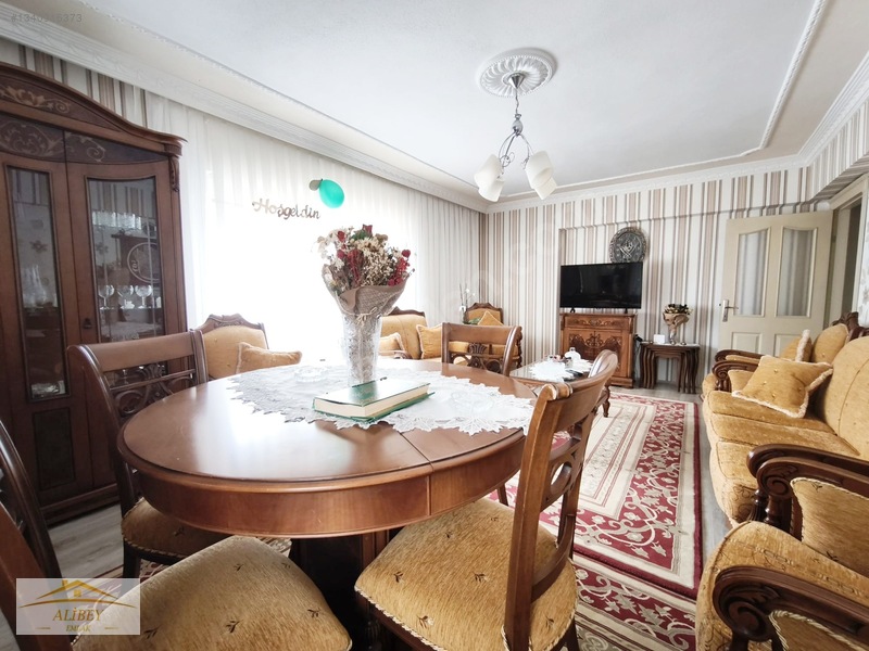 Merkez'de Kök Tapu / Kapalı Otoparklı / Satılık 3+1 Daire — fotoğraf 22