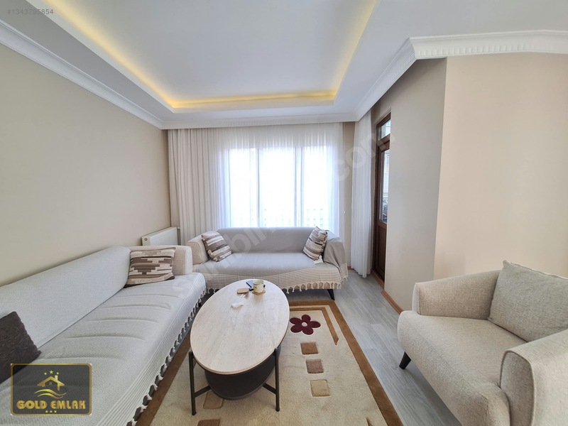Gold'da Karadolapda Otoparklı Sitede 2.kat Geniş 2+1 Daire — fotoğraf 3