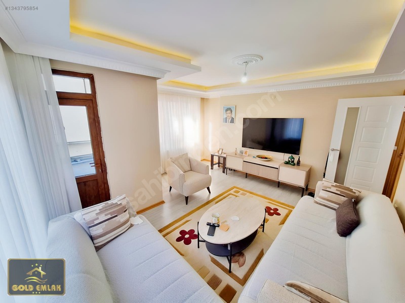 Gold'da Karadolapda Otoparklı Sitede 2.kat Geniş 2+1 Daire — fotoğraf 6