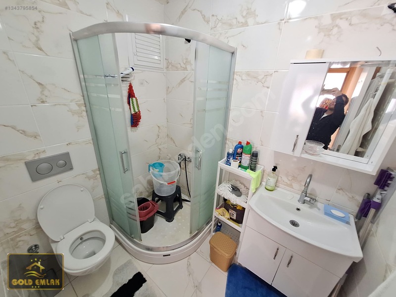 Gold'da Karadolapda Otoparklı Sitede 2.kat Geniş 2+1 Daire — fotoğraf 29