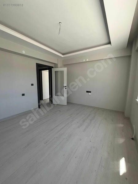Sarı Dan Besikkayada Giris 2+1 Asansorlu İskanli Yeni Bina — fotoğraf 3