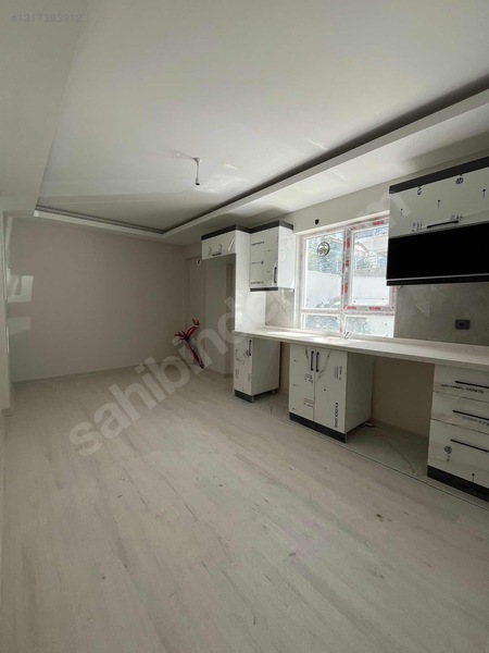 Sarı Dan Besikkayada Giris 2+1 Asansorlu İskanli Yeni Bina — fotoğraf 16