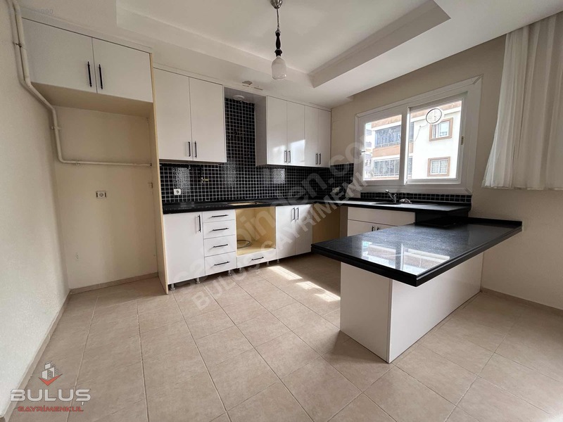 T.özal'a Yakın Geniş Ferah 3+1 D.gazlı Çift Banyo Kiralık Daire