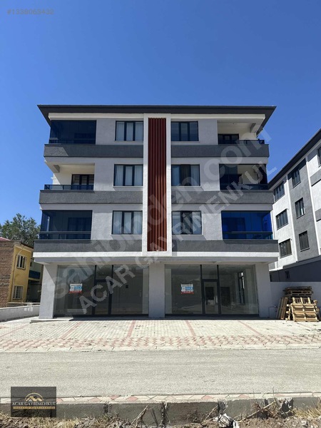 Kırklar Caddesinde Harika Konumda Kiralık Dükkan & Ofis