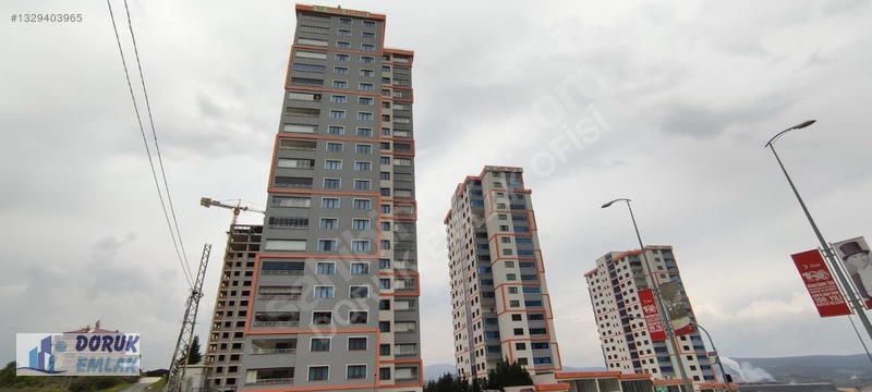 Şehr-i Şahane Sitesi Teras Balkonlu Lüks Kiralık 2+1 Daire — fotoğraf 4