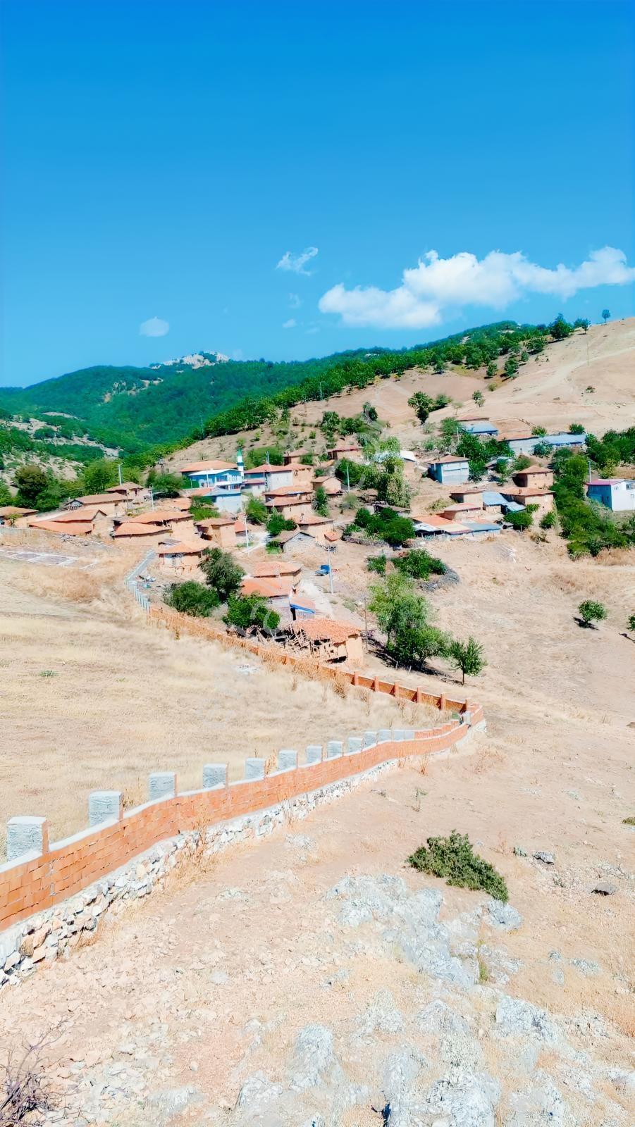 İznik İhsaniyede Köy Girişinde Yola Cepheli Müstakil 1.880 M² — fotoğraf 9
