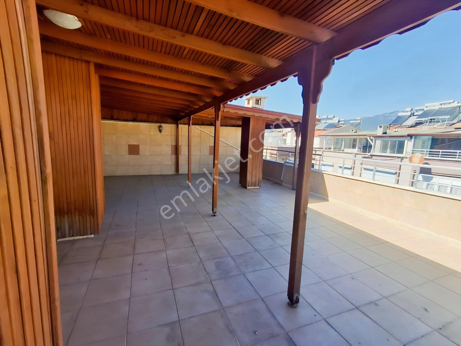 Akçay Altınkum Demirbayrak Sitesinde Asansörlü 4+1 200 M2 Daire — fotoğraf 18