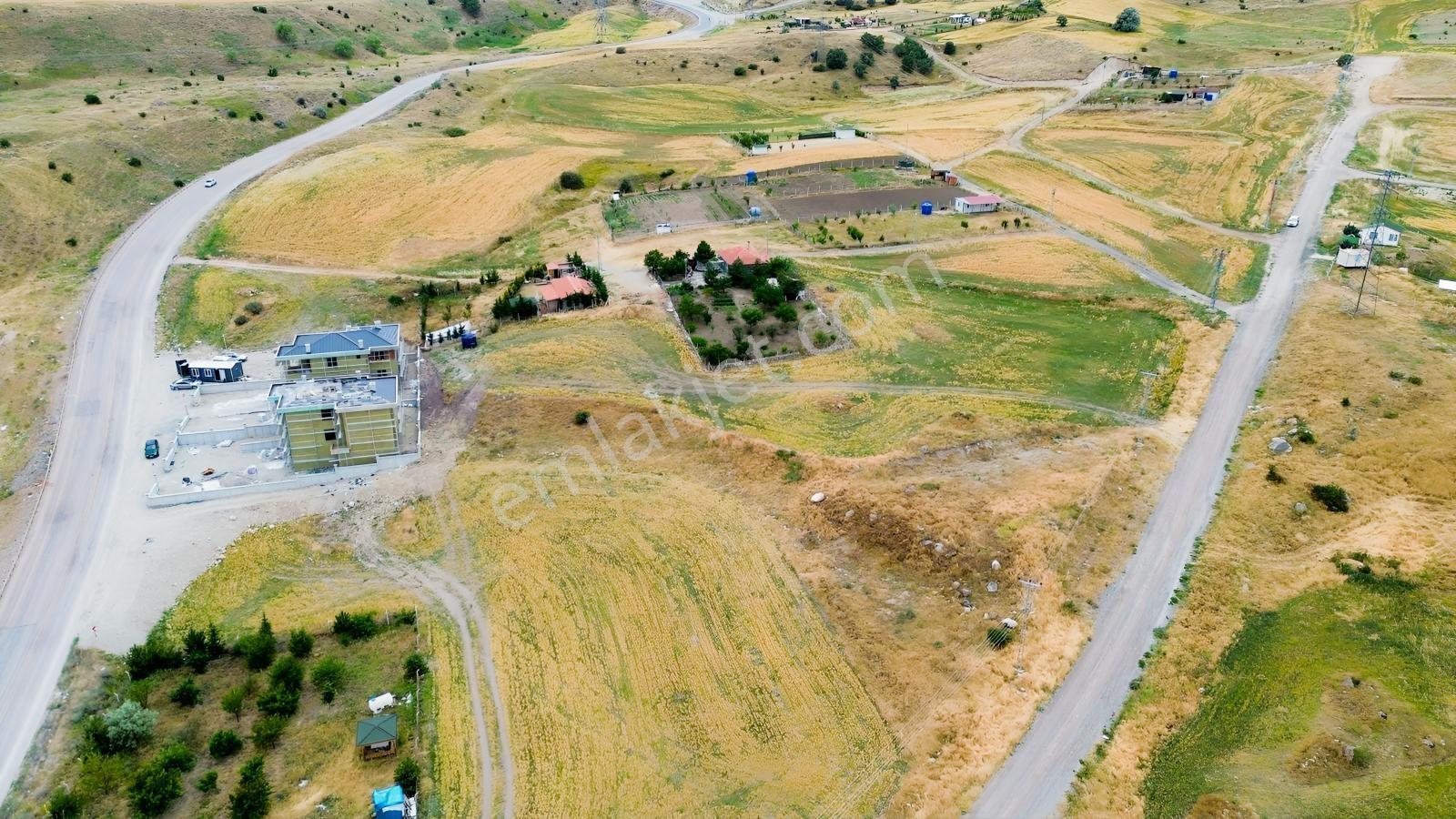 İmaremlak2'den Tek Tapu 2 Tarafı Yola Cephe 1840m2 Köşe Parsel — fotoğraf 15