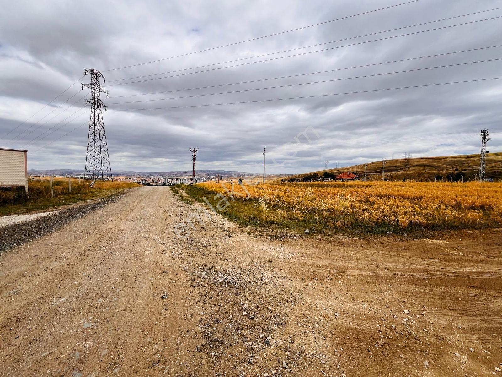 İmaremlak2'den Tek Tapu 2 Tarafı Yola Cephe 1840m2 Köşe Parsel — fotoğraf 19