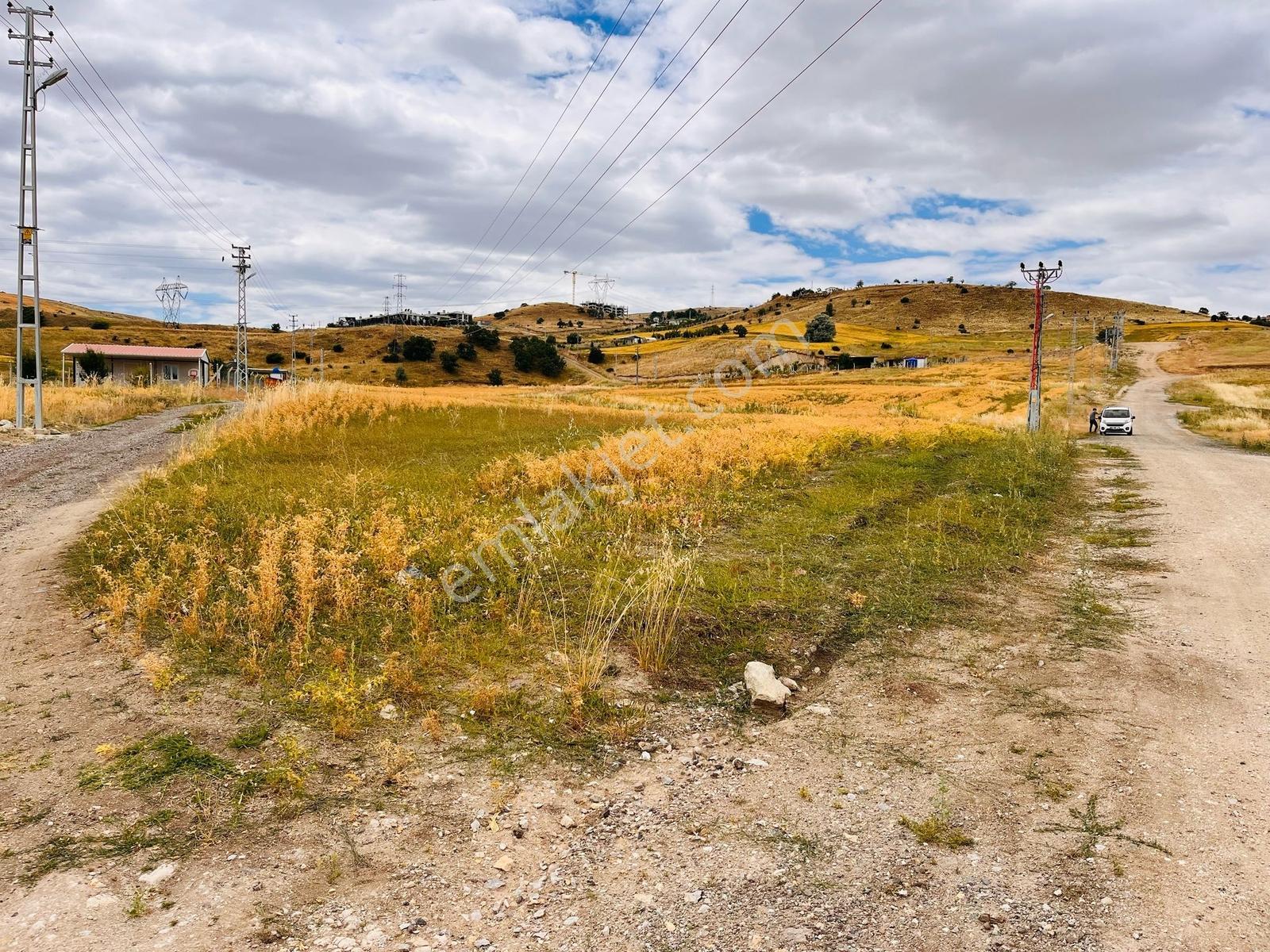 İmaremlak2'den Tek Tapu 2 Tarafı Yola Cephe 1840m2 Köşe Parsel — fotoğraf 27