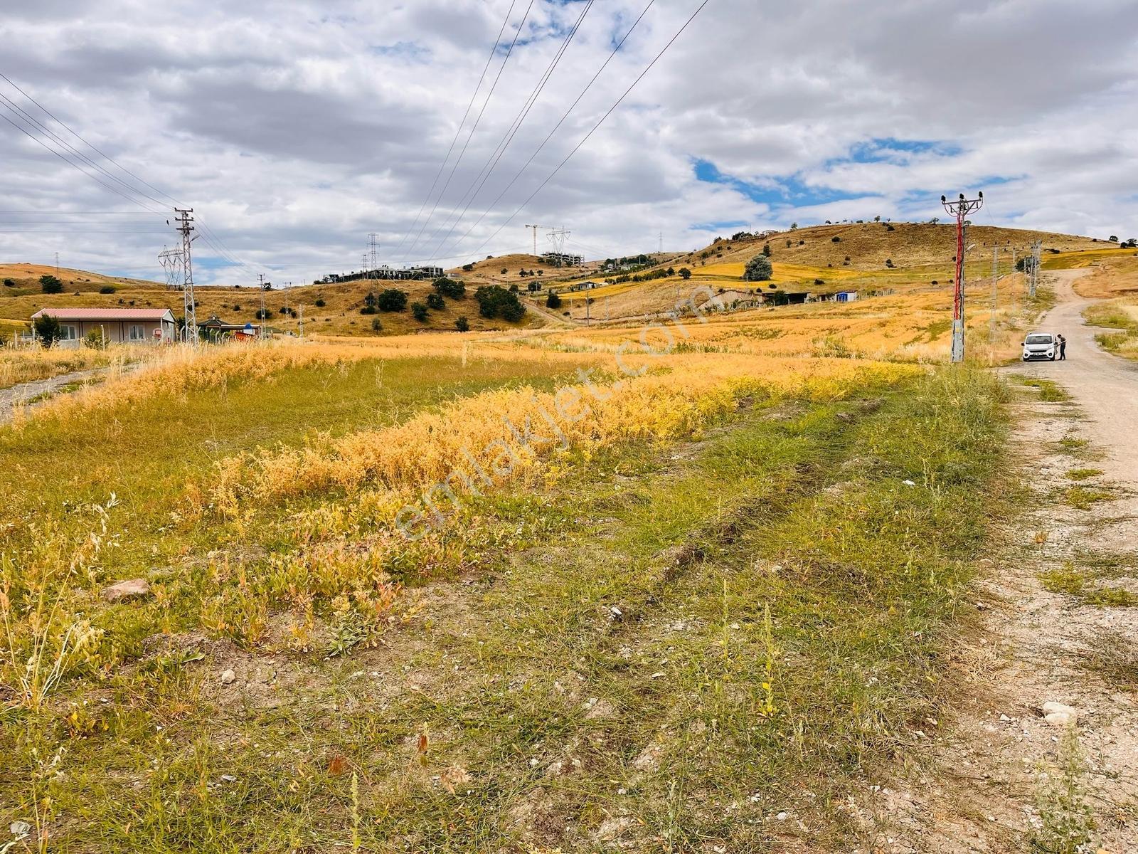 İmaremlak2'den Tek Tapu 2 Tarafı Yola Cephe 1840m2 Köşe Parsel — fotoğraf 30