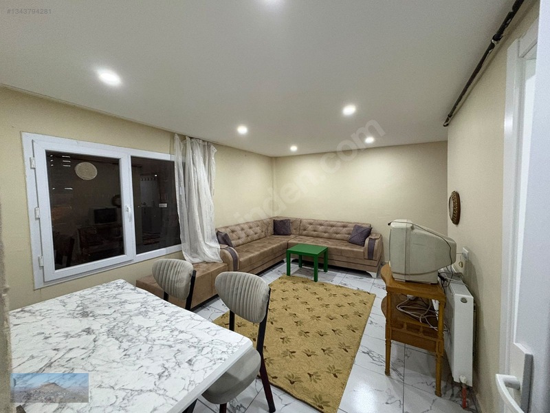 Diyarbakır Yolu Üzeri Kiralık Eşyalı 1+1 Daire. — fotoğraf 2