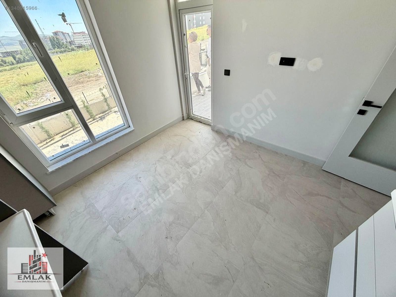 Emlak Danışmanım'dan║atayurt Mh'de║oturum Başlamış Sıfır 2+1 — fotoğraf 14