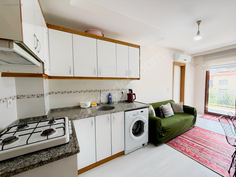 Yaşam Suit Sit. Geniş Balkonlu Yeşil Alan Cephe Yönetimli 2+1