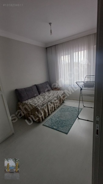 Cumartesi Pazarında 140 M2 3+1 Otoparklı Daire — fotoğraf 4