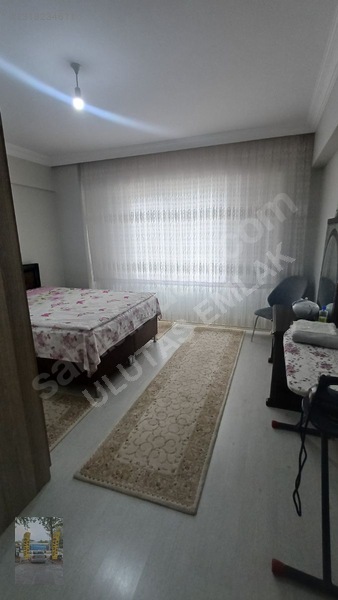 Cumartesi Pazarında 140 M2 3+1 Otoparklı Daire — fotoğraf 5