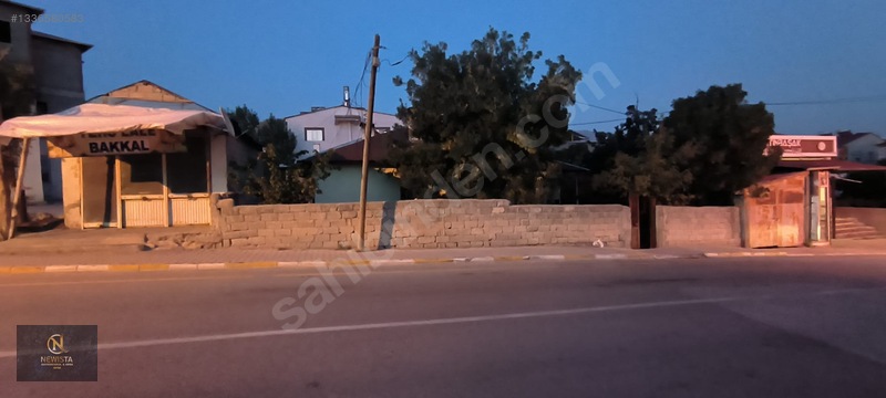 Ticari+konut Arsa İçerisinde İki Katlı Müstakil Ev — fotoğraf 10