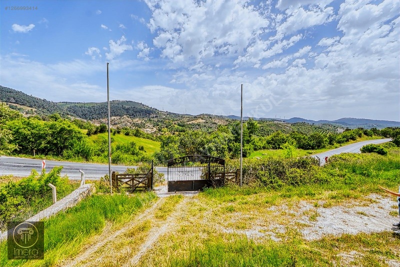 Bergama -ivrindi Yoluna 200m. Cepheli İçinde 1+1 Ev Olan Arazi — fotoğraf 4