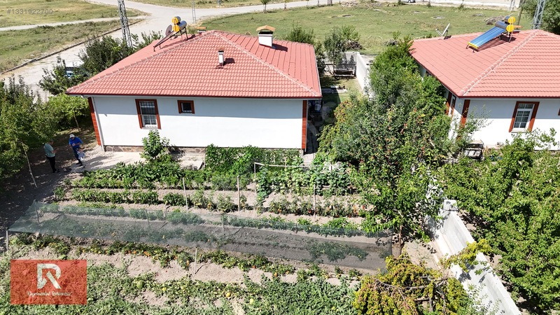 Rehber Emlak'tan Uluköy Köyünde 849 M2 Arsa İçinde Bahçeli Villa — fotoğraf 15