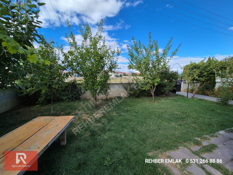 Rehber Emlak'tan Uluköy Köyünde 849 M2 Arsa İçinde Bahçeli Villa — fotoğraf 38