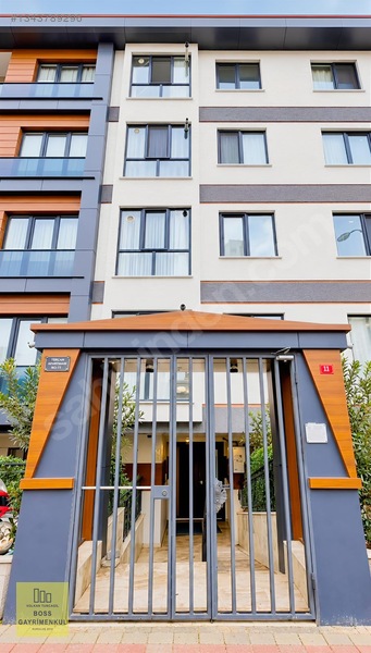 Yakupluda Metrobüs Dibinde Sıfır Ayarında Geniş M2li 5+2 Dublex