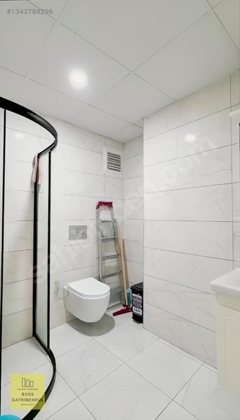 Yakupluda Metrobüs Dibinde Sıfır Ayarında Geniş M2li 5+2 Dublex — fotoğraf 20