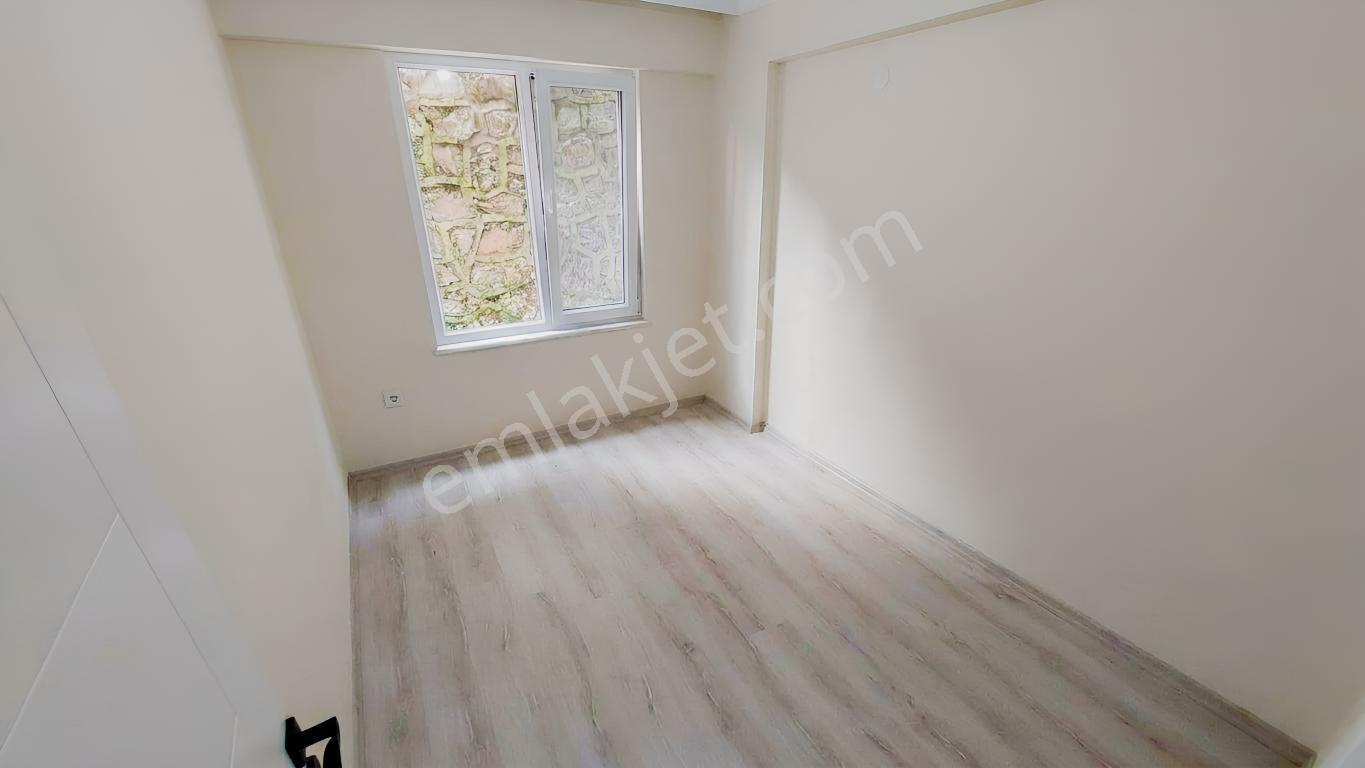 Re/Maxten Aksuda 2023 Yapımı 3+1 135 M² Krediye Uygun Satılık — fotoğraf 11