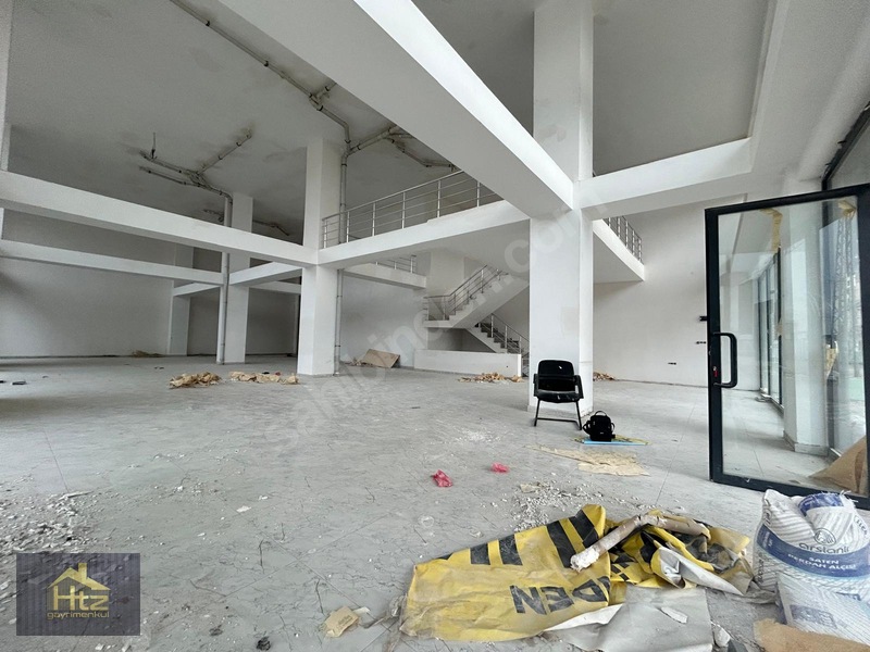 Bornova Konutları Altı 310 M2 Satılık Dükkan — fotoğraf 6